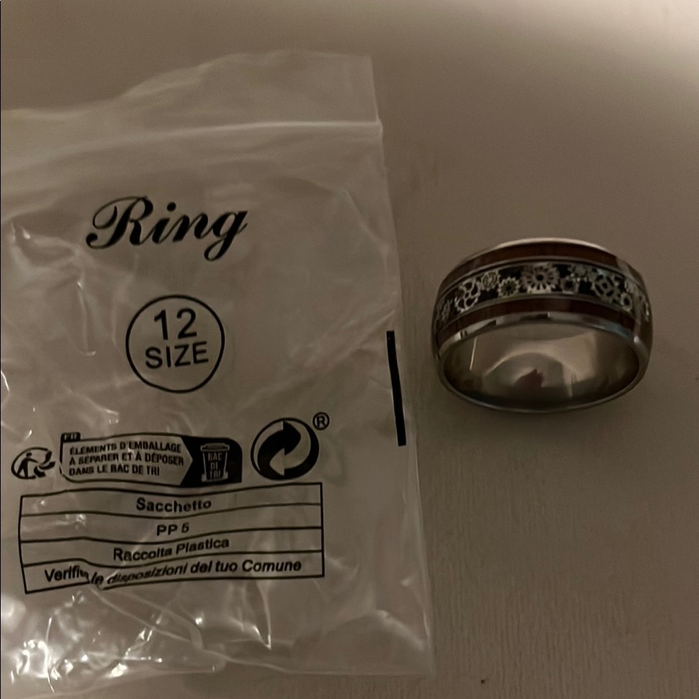 Tan Ring with Gear Wheel inlay